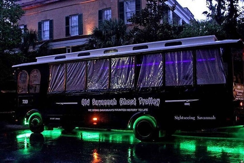 Picture 2 for Activity Savannah: Grave Encounters Tour with Guide and Transfers