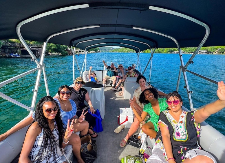 Austin: Lake Austin Guided Boat Tour with Full Sun Shading