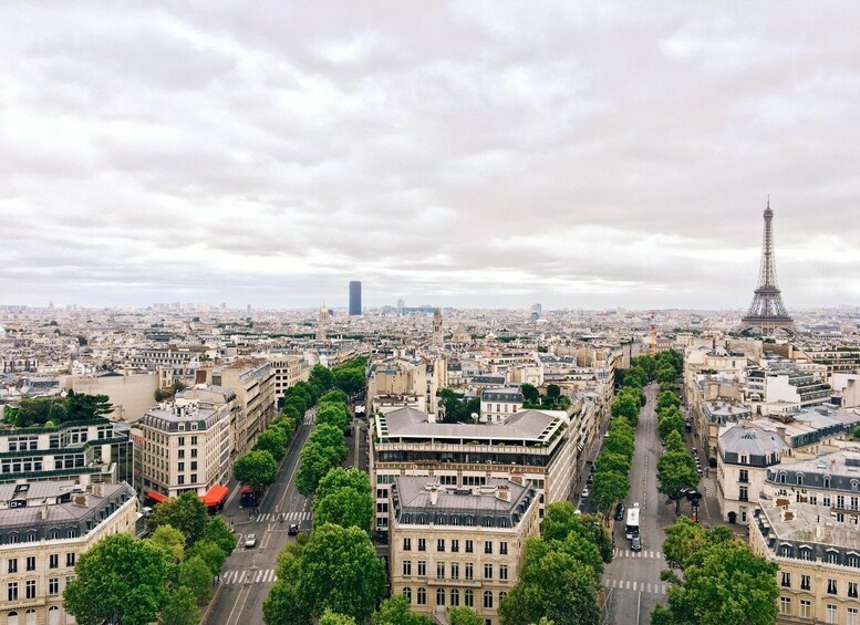 Picture 3 for Activity Arc de Triomphe : Private guided tour with "ticket included"