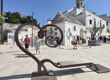 From Lecce: Alberobello, Ostuni & Locorotondo - Aperitif