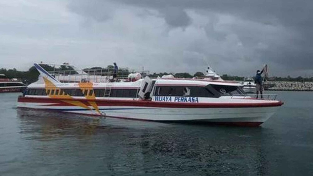 Picture 2 for Activity Padangbai: Fast Boat Ticket to/from Gili Island