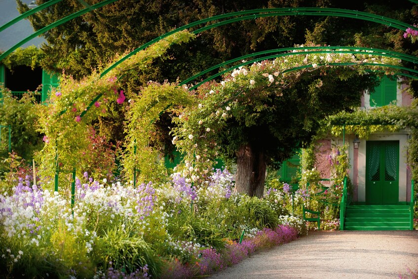 Picture 1 for Activity Giverny: Monet's House & Gardens Private Guided Walking Tour