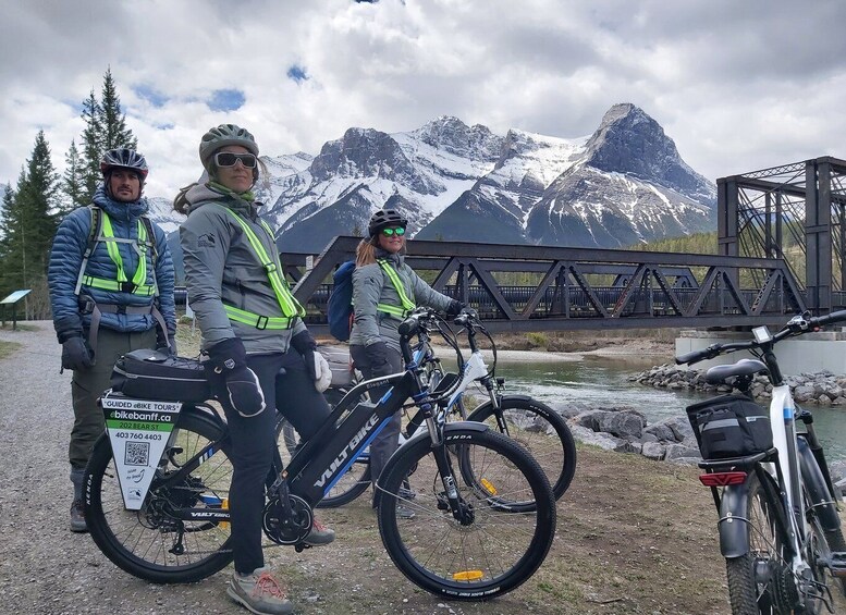 Picture 2 for Activity Canmore: Highlights Electric Bike Guided Tour