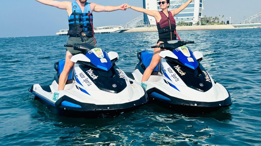 Dubai: Jet Ski Tour of Burj Al Arab with Photos