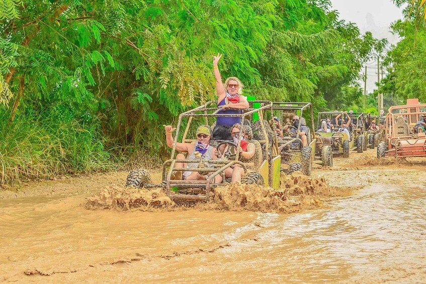 From Bávaro: Buggy Tour to Macao Beach and Cenote
