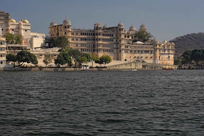 Udaipur city tour