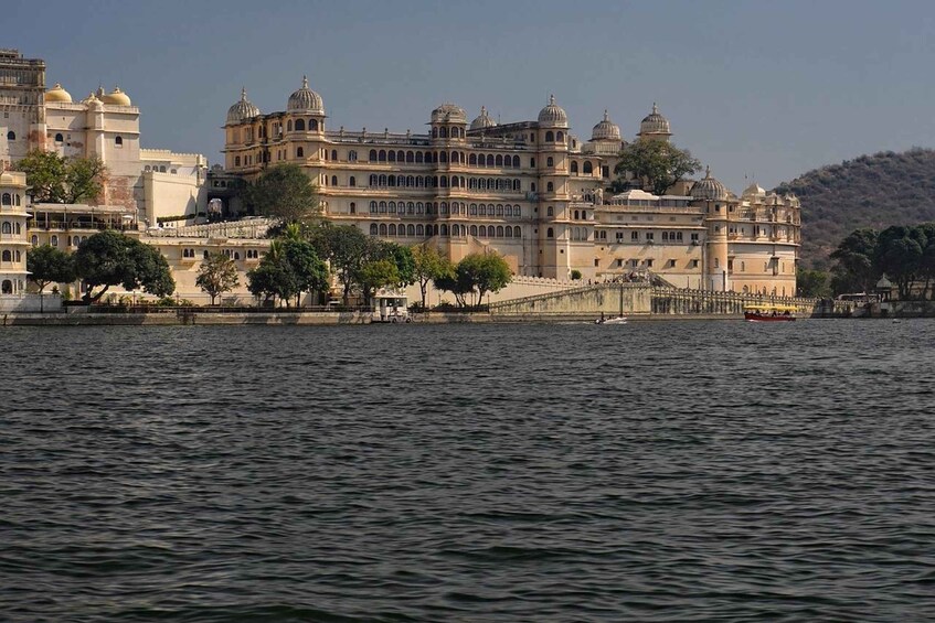 Udaipur city tour
