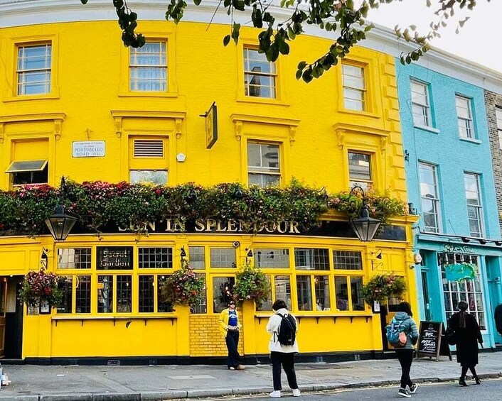 London: Notting Hill Film Locations and Stars Walking Tour