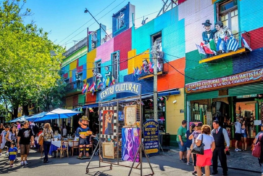 Picture 1 for Activity Private walking tour of La Boca