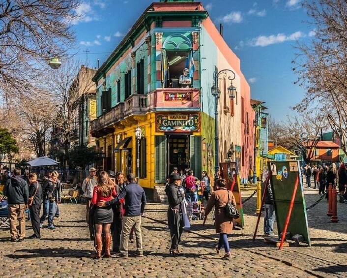 Picture 3 for Activity Private walking tour of La Boca