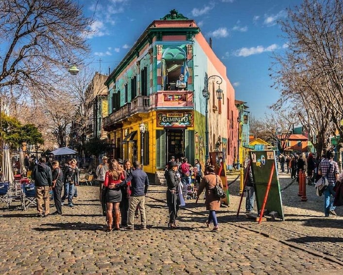 Picture 3 for Activity Private walking tour of La Boca