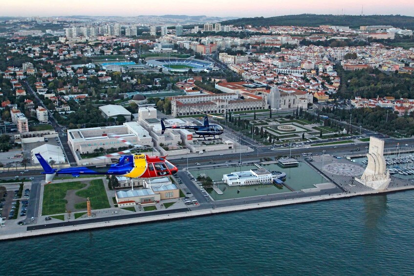 Lisbon: Sightseeing Helicopter Tour Over Belem and Caparica