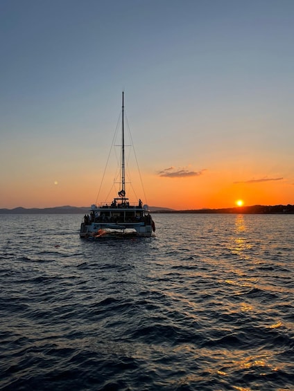 Picture 3 for Activity Saint Raphael: Sunset Cruise Cape Dramont & Golden Island