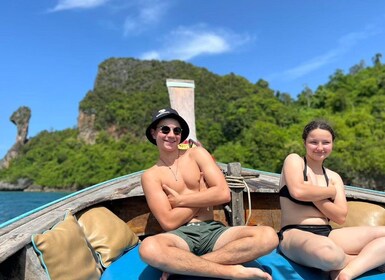 Krabi : excursion privée d'une journée dans les 4 îles en bateau à longue q...