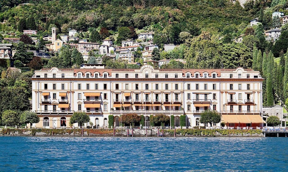 Picture 7 for Activity Como: Luxury Boat Tour on Lake Como