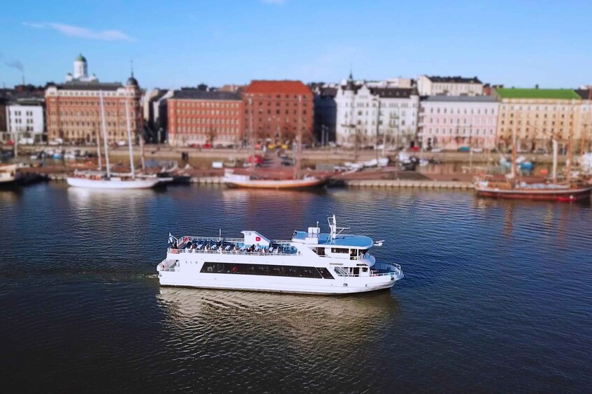 Picture 7 for Activity Helsinki: Evening Archipelago Cruise