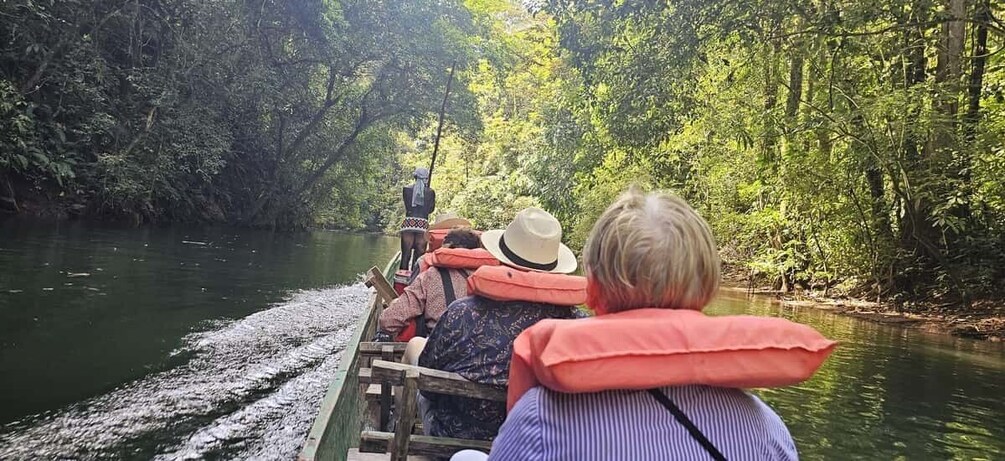 Picture 6 for Activity Panana City: Embera Tribe and Waterfall with Lunch