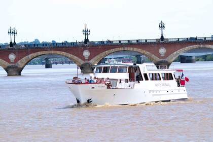 Bordeaux : Croisière sur la Garonne avec verre de vin