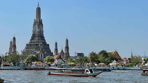 Bangkok: Longtail Boat Canal Tour to Wat Arun