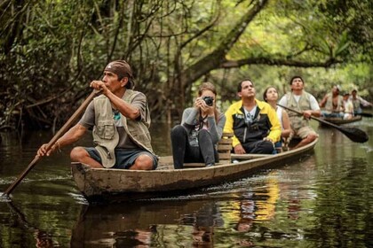 Von Leticia aus: Wildes Amazonas Abenteuer 4-Tages-Tour