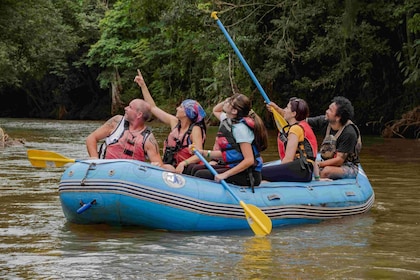 Sail the Rio Peñas Blancas on a quiet River Rafting Safari