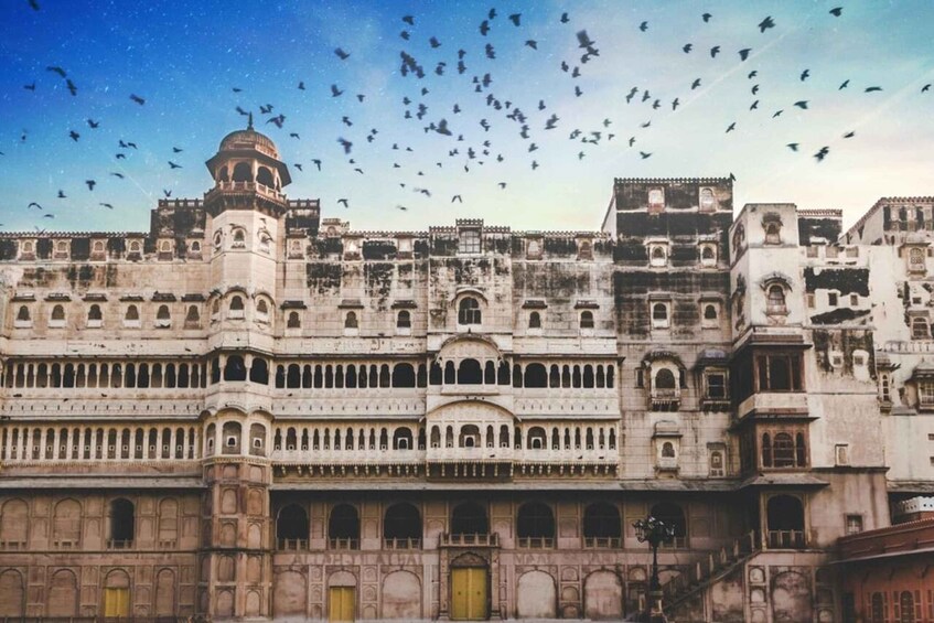 Bikaner Full Day Sightseeing with Junagarh Fort & Temples