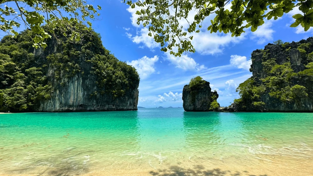 Phuket: Private Hong Island Speedboat Charter Tour