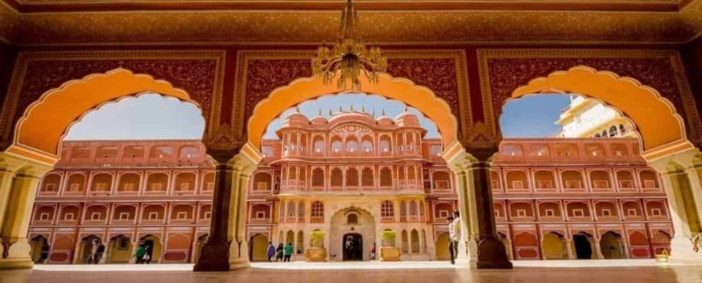 Picture 10 for Activity From Delhi: 5-Day Tiger Safari & Golden Triangle Tour