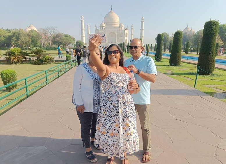 Picture 11 for Activity Agra: Skip-the-Line Taj Mahal & Agra Fort Private Tour