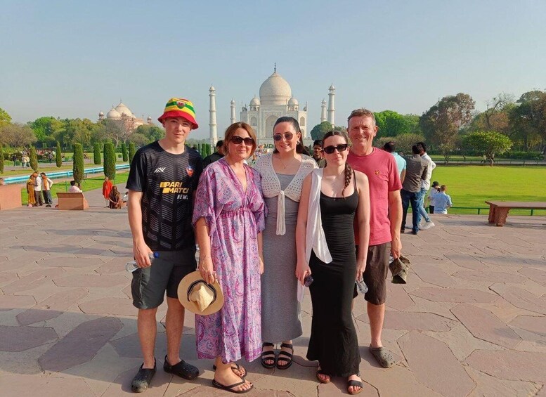 Picture 3 for Activity Agra: Skip-the-Line Taj Mahal & Agra Fort Private Tour