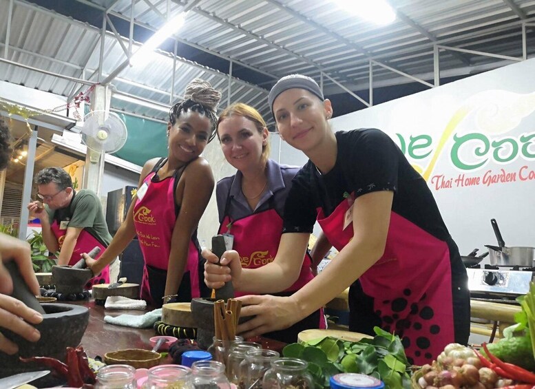 We Cook Thai Home Garden Cooking School