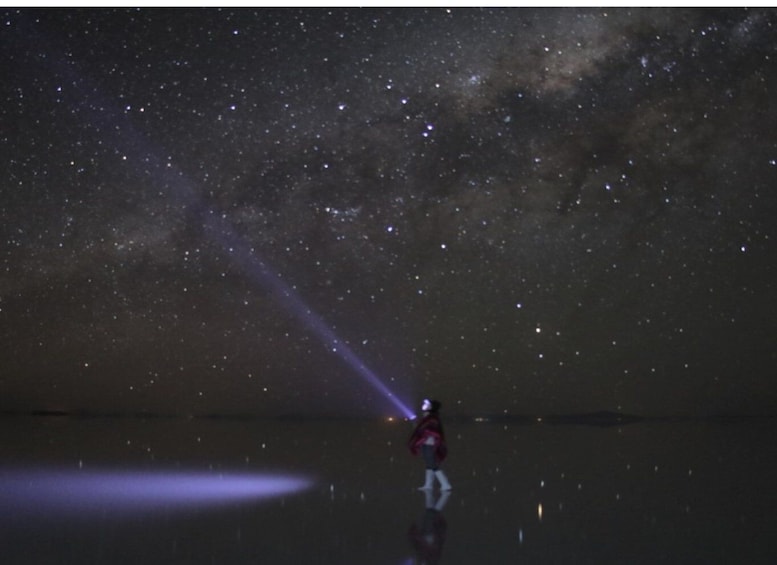 Picture 6 for Activity Uyuni: Night of stars + Sunrise in the Uyuni Salt Flats