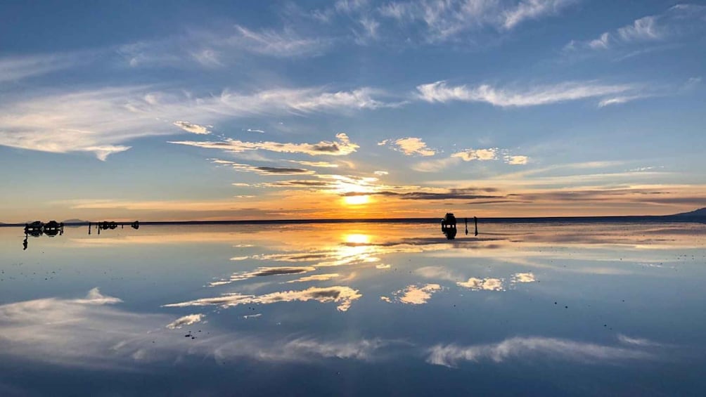 Picture 5 for Activity Uyuni: Night of stars + Sunrise in the Uyuni Salt Flats