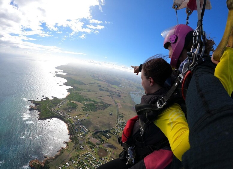 Picture 1 for Activity Great Ocean Road: Skydive over the Twelve Apostles