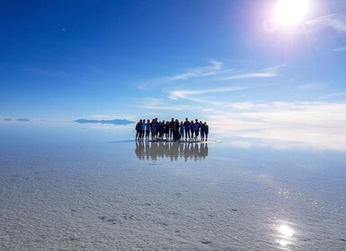 De La Paz : 5-Day Uyuni et Red Lagoon Tour avec trajet en bus