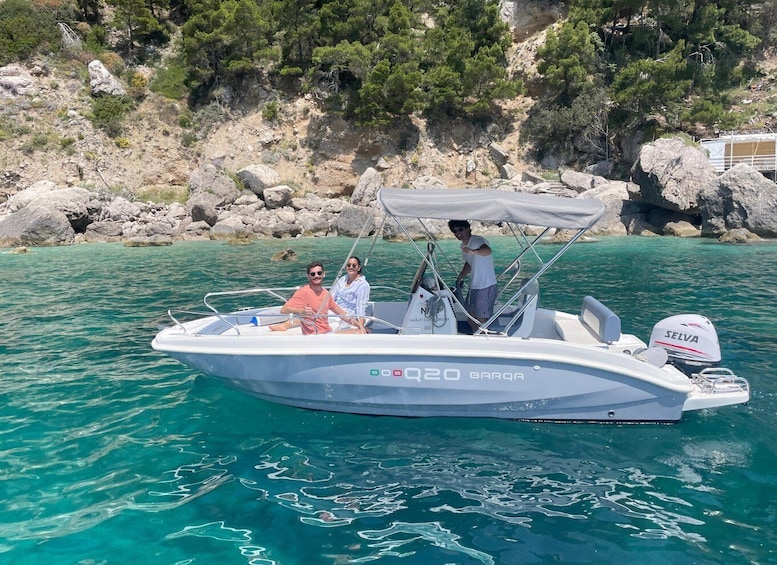 Capri private boat tour