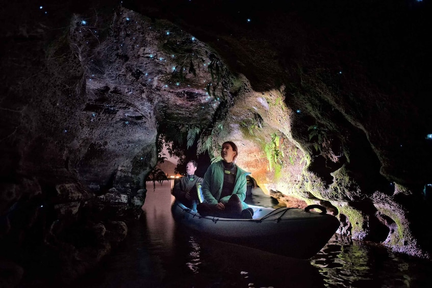 Picture 1 for Activity Rotorua: Evening Glow Worm Guided Kayaking Tour