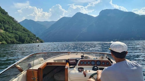 Lake Como: Private Southwest Coast Boat Tour