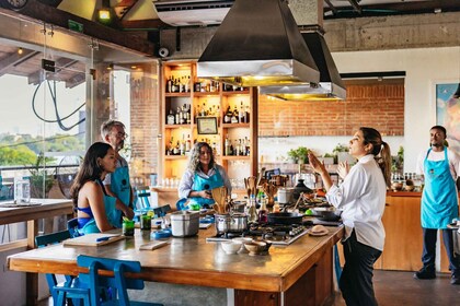 Cartagena: Gourmet Cooking Class with a View