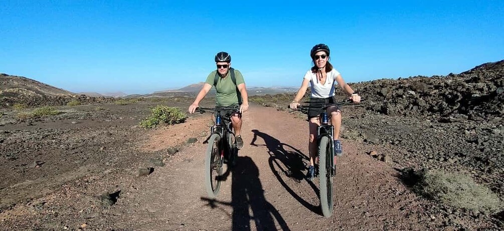 Picture 18 for Activity Lanzarote: Guided ebike tours around the volcanoes