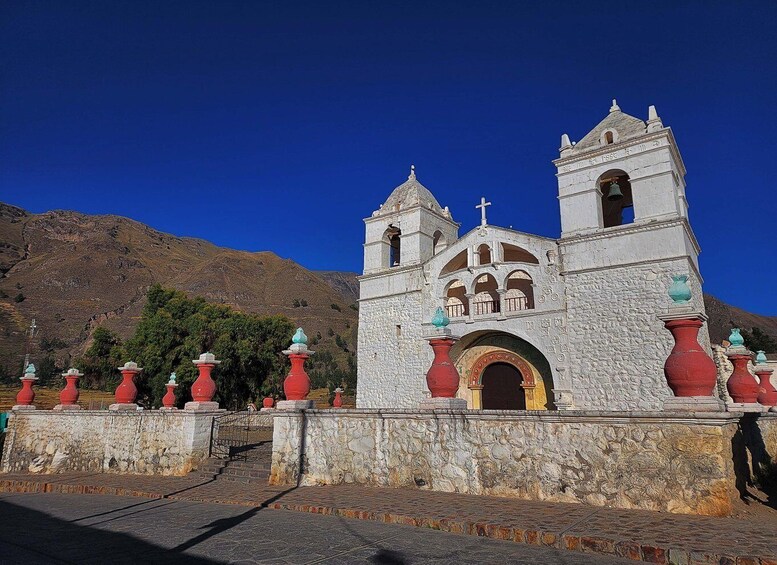 Picture 2 for Activity From Arequipa: 2 Day tour Colca Canyon ending in Puno