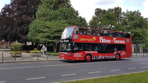 Bonn: 24-Hour Hop-On Hop-Off Sightseeing Bus Ticket