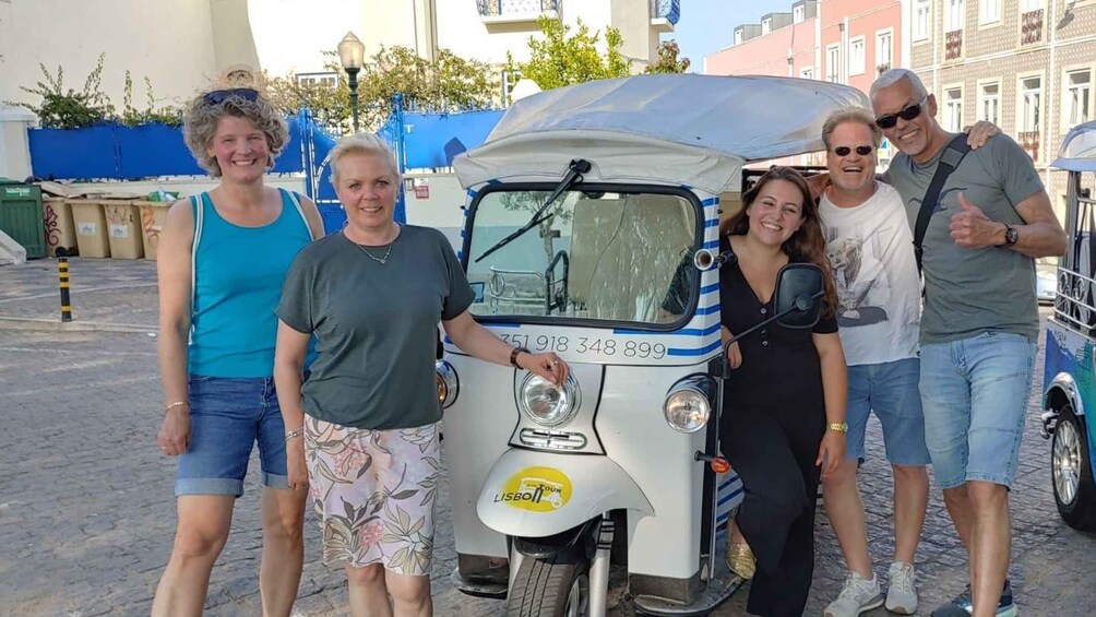 Lisbon: City Highlights Guided Private Tour by Tuk-Tuk