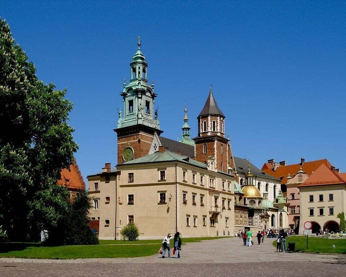 Cathedral, Royal Tombs and Bell Tower Guided Tour