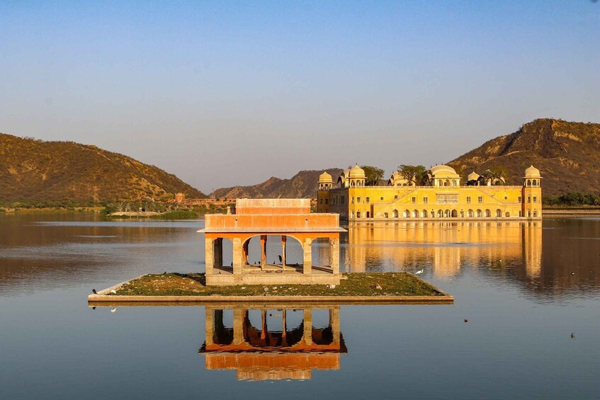 Picture 1 for Activity Private Full Day Jaipur City Tour from Delhi By Car