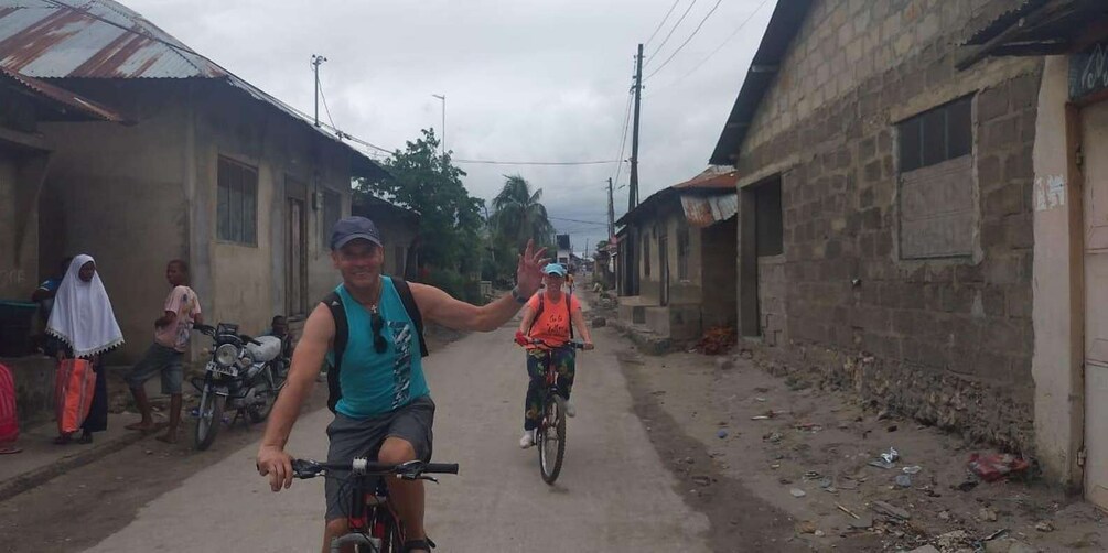 Picture 18 for Activity Spice Farm Bike Tour: Pedal Through Aromatic Adventures