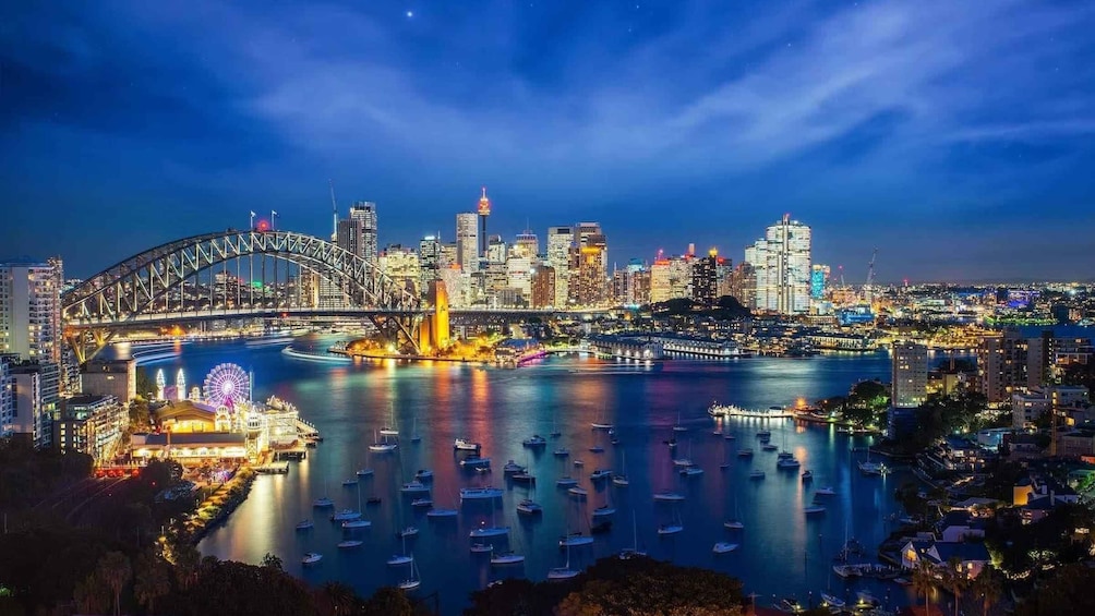 Picture 2 for Activity Sydney: Night Tour Including Sydney Tower Eye Tickets