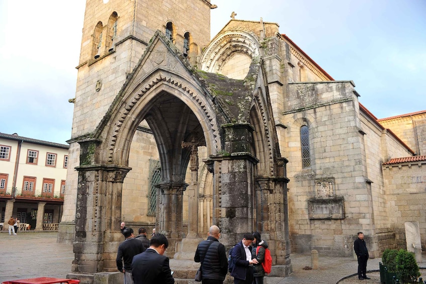 Picture 7 for Activity Guimarães: Guided Day Tour with Lunch and Drinks