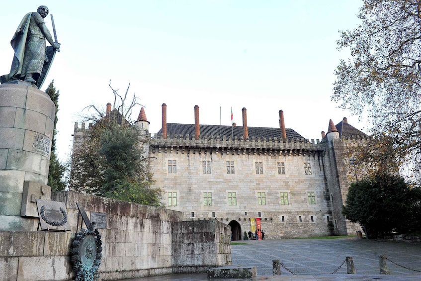 Picture 8 for Activity Guimarães: Guided Day Tour with Lunch and Drinks