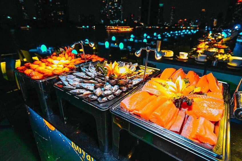 Picture 46 for Activity Bangkok: The Planet Dinner Cruise